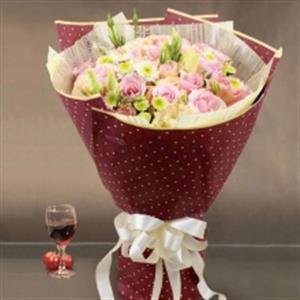 台州路桥鲜花：轩然——19朵极品粉玫瑰，搭配桔梗、雏菊花点缀