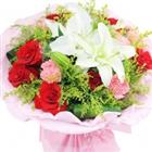 台州路桥鲜花：你的微笑——9枝顶级红玫瑰、9枝粉色康乃馨、1枝香水白百合、黄莺、巴西叶点缀而成